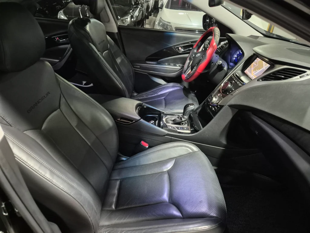 Hyundai Grandeur HG HG240 Luxury