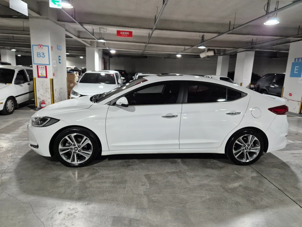 Hyundai Avante AD 1.6 GDI Modern
