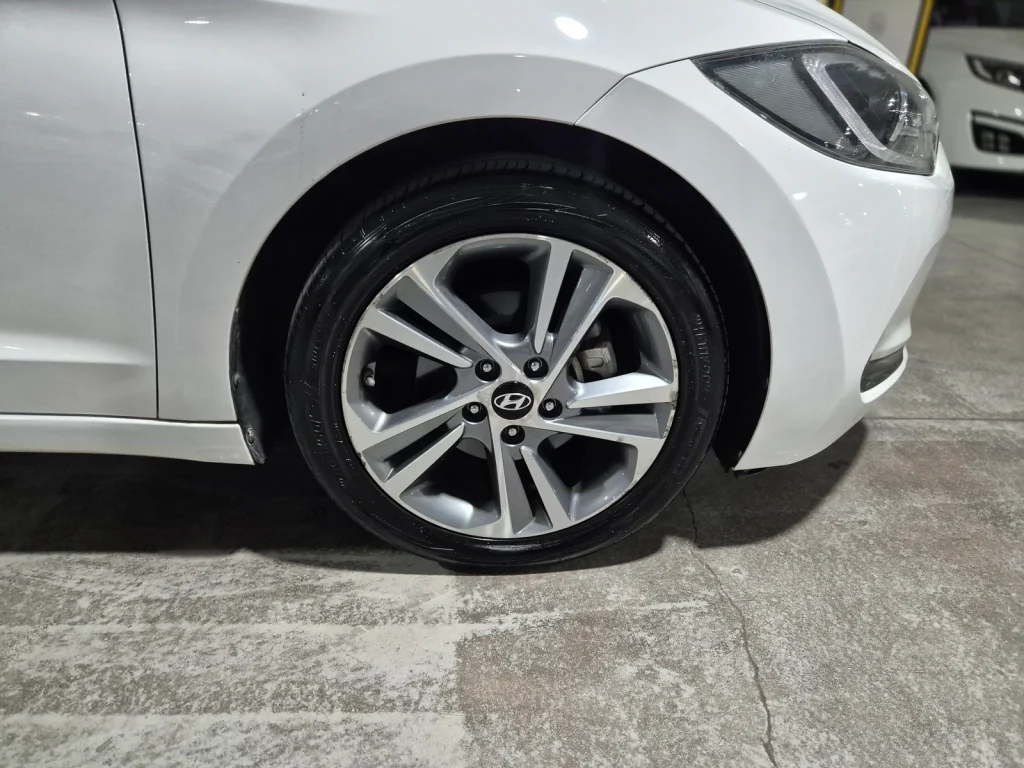 Hyundai Avante AD 1.6 GDI Modern