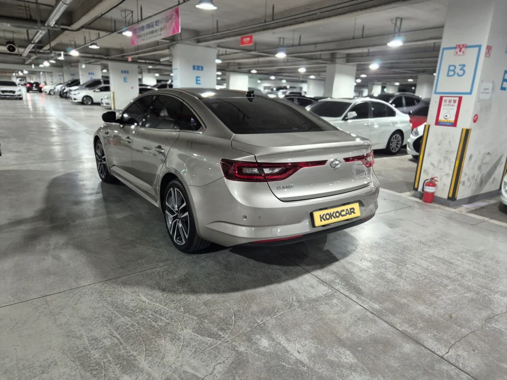 Renault-KoreaSamsung SM6 2.0 GDe RE