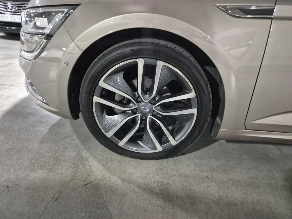 Renault-KoreaSamsung SM6 2.0 GDe RE