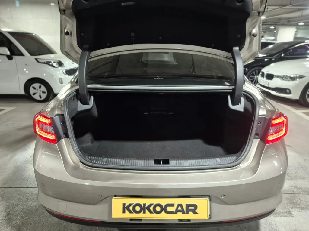 Renault-KoreaSamsung SM6 2.0 GDe RE